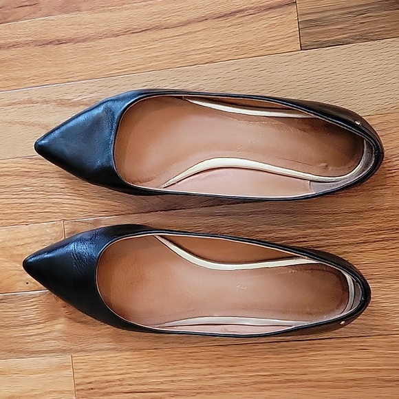Aldo Black Pointy Flats - Picture 2 of 8